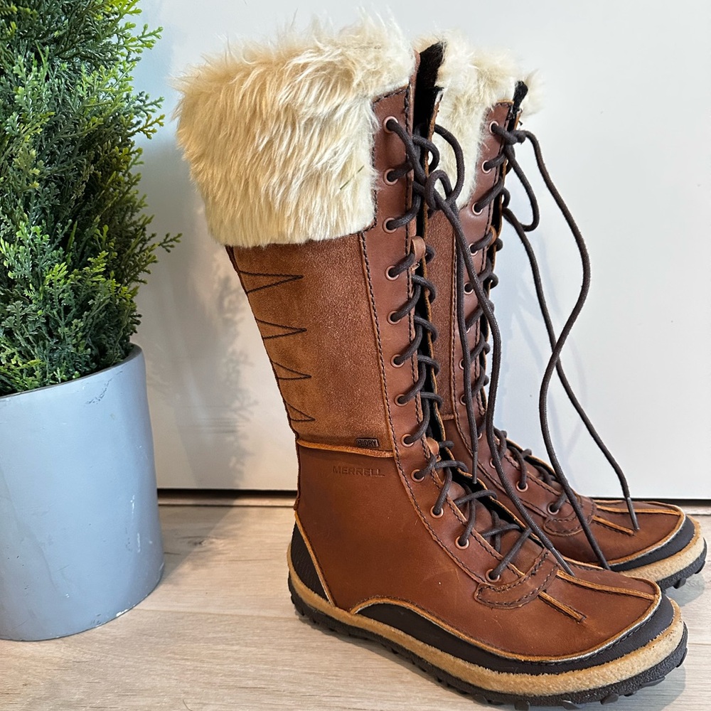 Merrell Women's Lace-Up Brown Winter Boots
